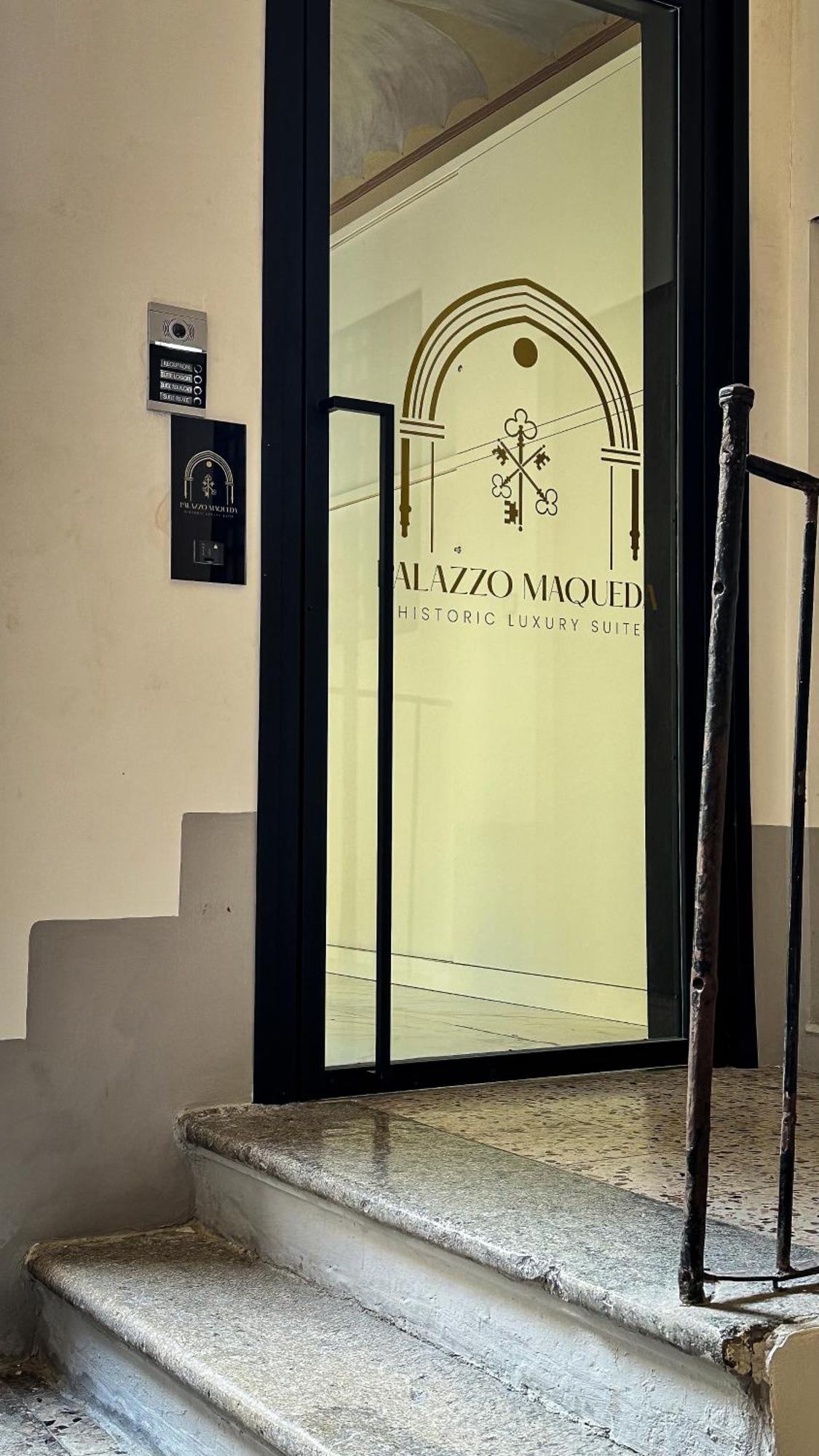 Palazzo Maqueda Hotel Palermo Bagian luar foto